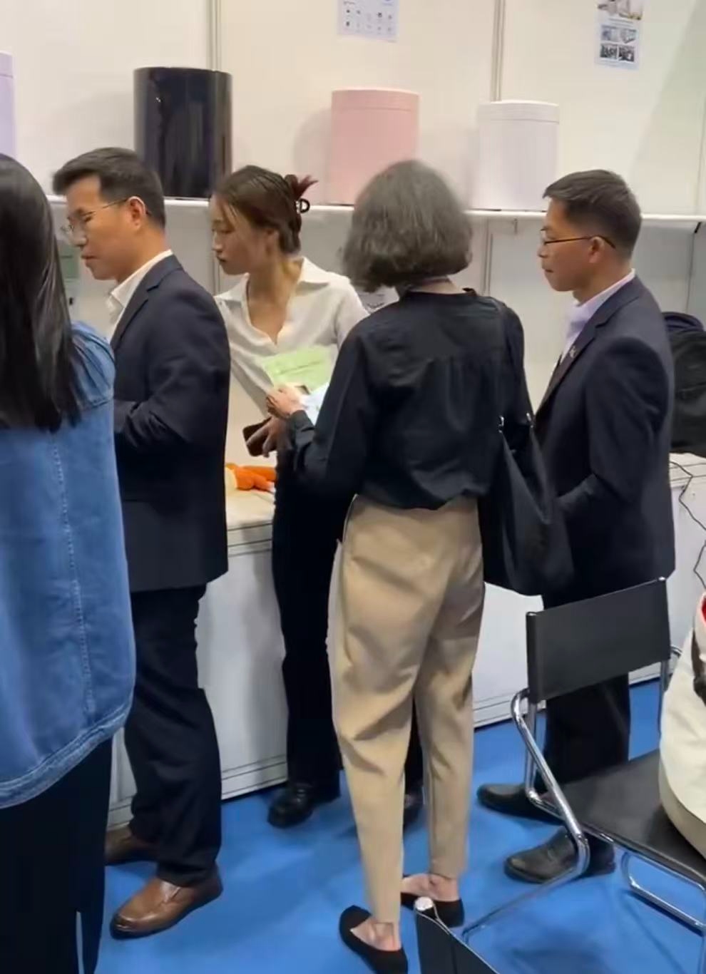 和一未来科技携智能厨电新品亮相香港国际电子展,获国际客户高度认可 和一未来科技携智能厨电新品亮相香港国际电子展,获国际客户高度认可